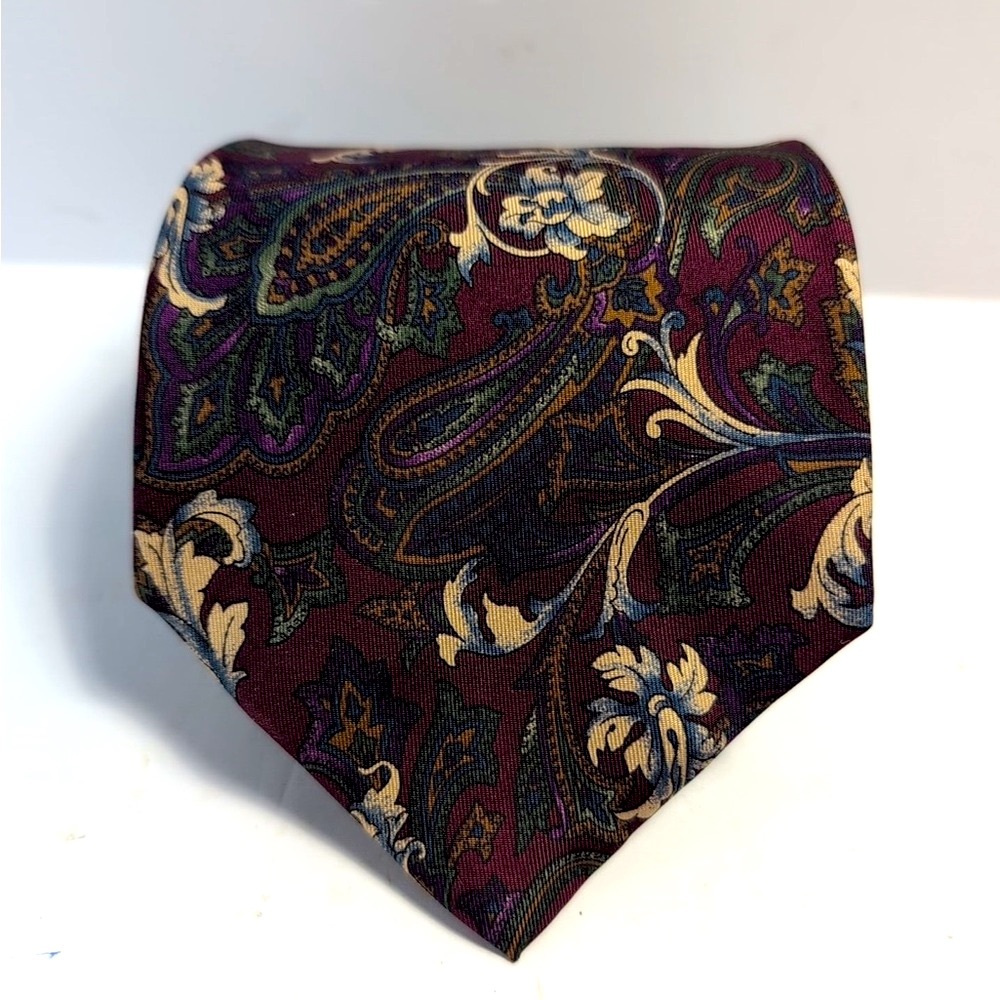 Vintage Regiments Ltd. Tie Silk Handmade Red Cream Floral Paisley 59" Necktie